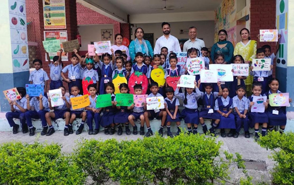 छात्र स्वास्थ्य रहने के लिए खान-पान की अच्छी आदतों को अपनाएं:  जसबीर सिंह बंटी